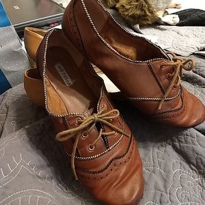 Leather oxford flats